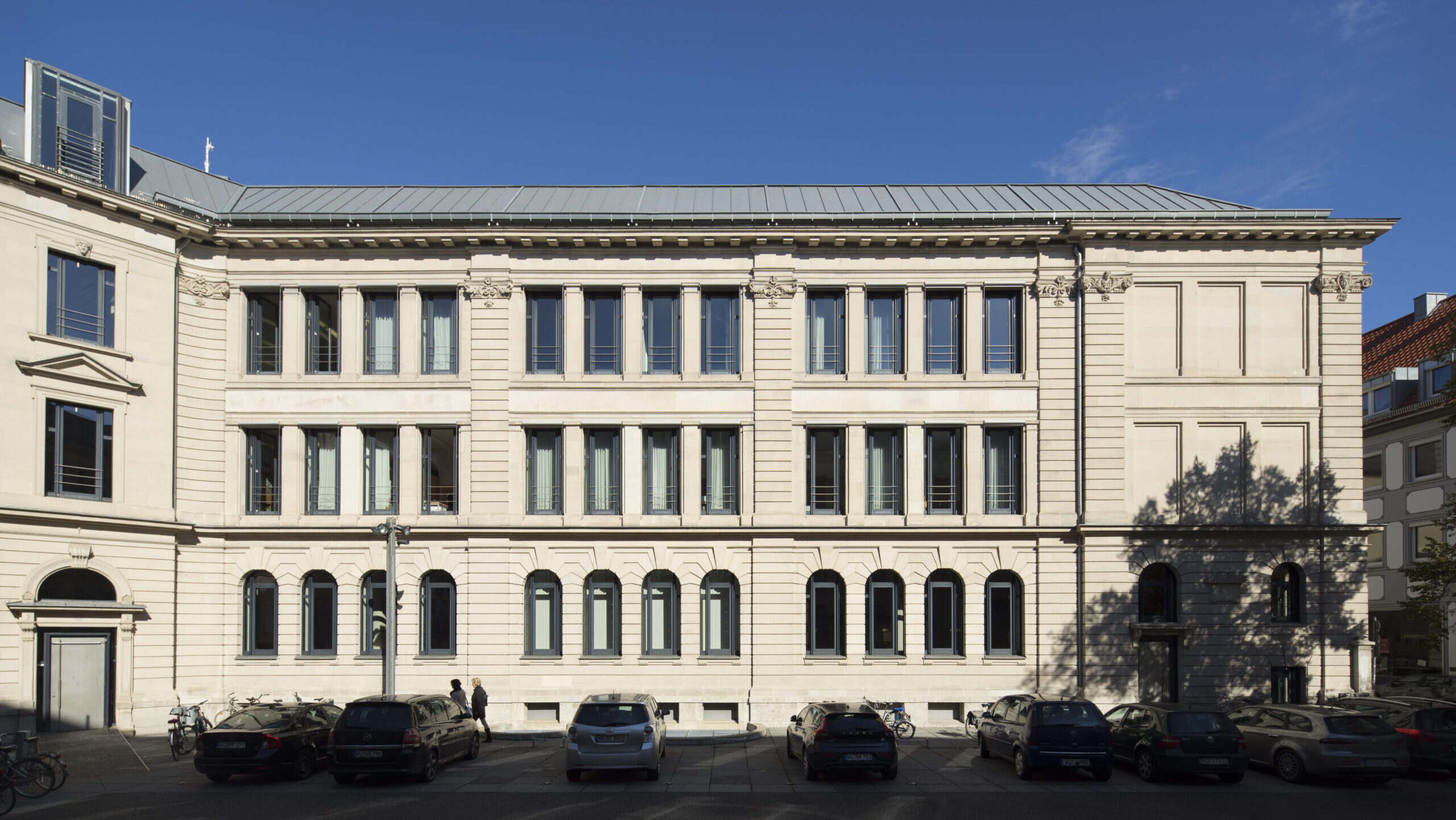 251_10_wuerzburg_musikhochschule_aussen-3